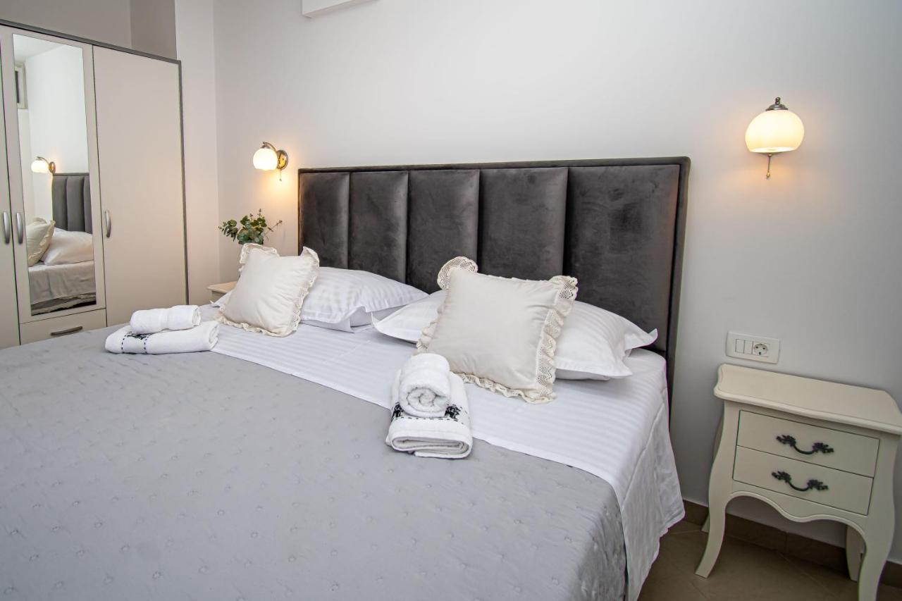 Beachfront Apartments Gabine Kaštela Eksteriør bilde