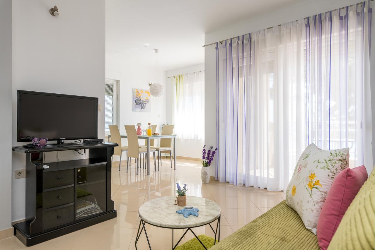 Beachfront Apartments Gabine Kaštela Eksteriør bilde