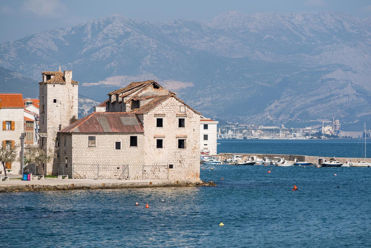 Beachfront Apartments Gabine Kaštela Eksteriør bilde