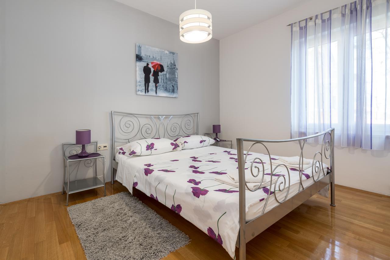 Beachfront Apartments Gabine Kaštela Eksteriør bilde